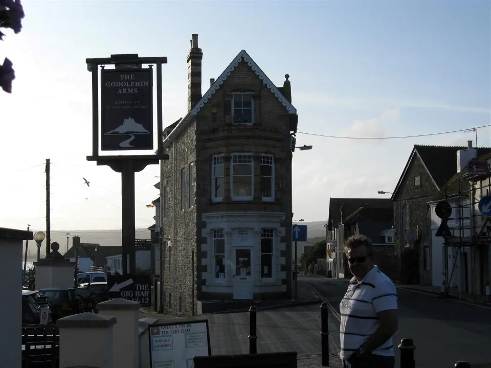 Day 2 marazion corner shop 2